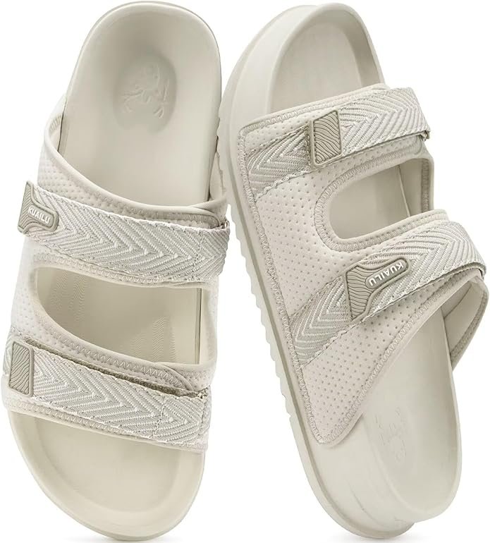 Orthopedic beach sandals by KuaiLu
